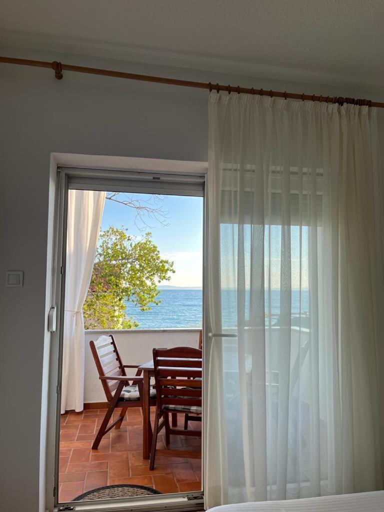 Apartments Karaman Podstrana Exterior photo
